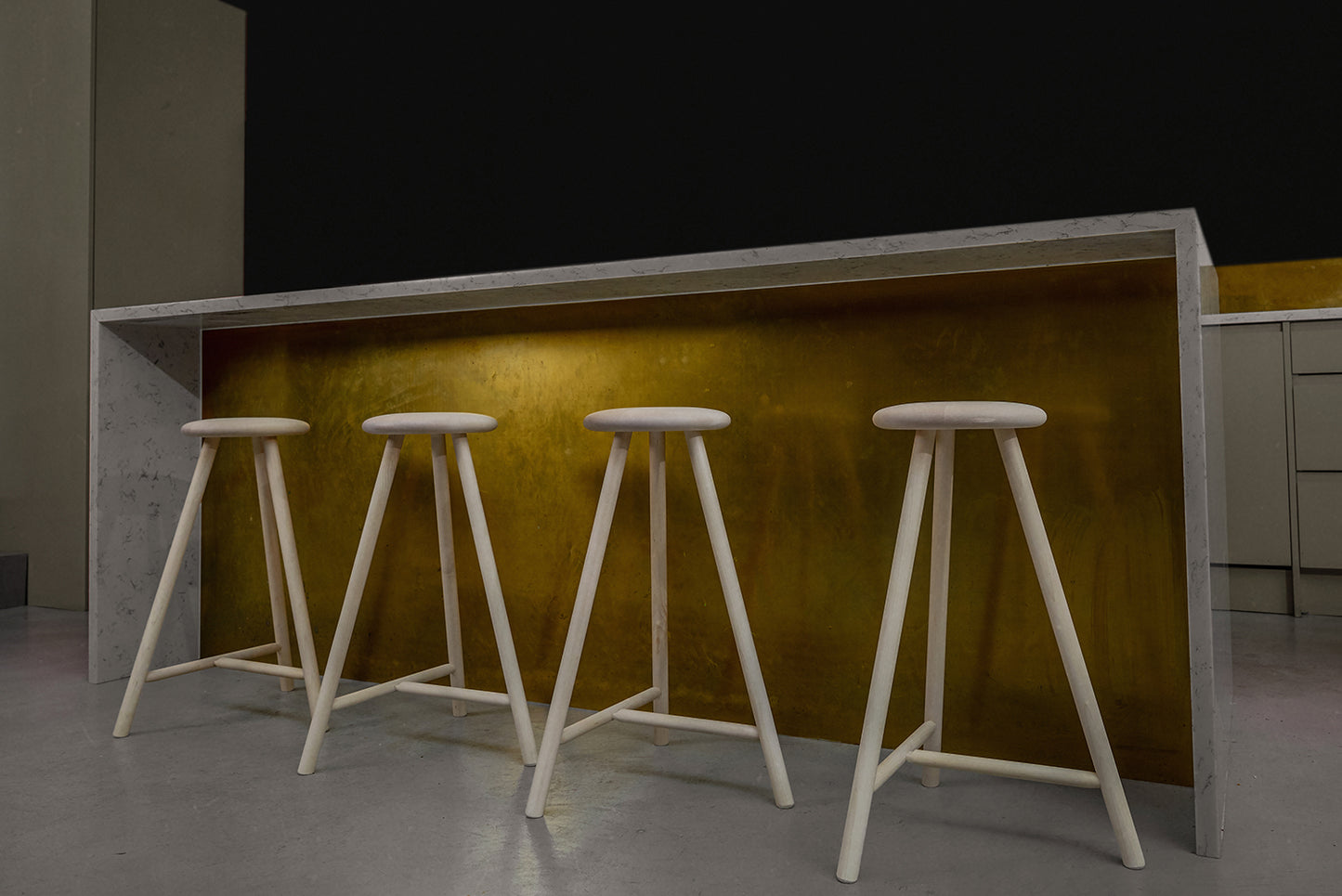 PERCH STOOL x NIKARI